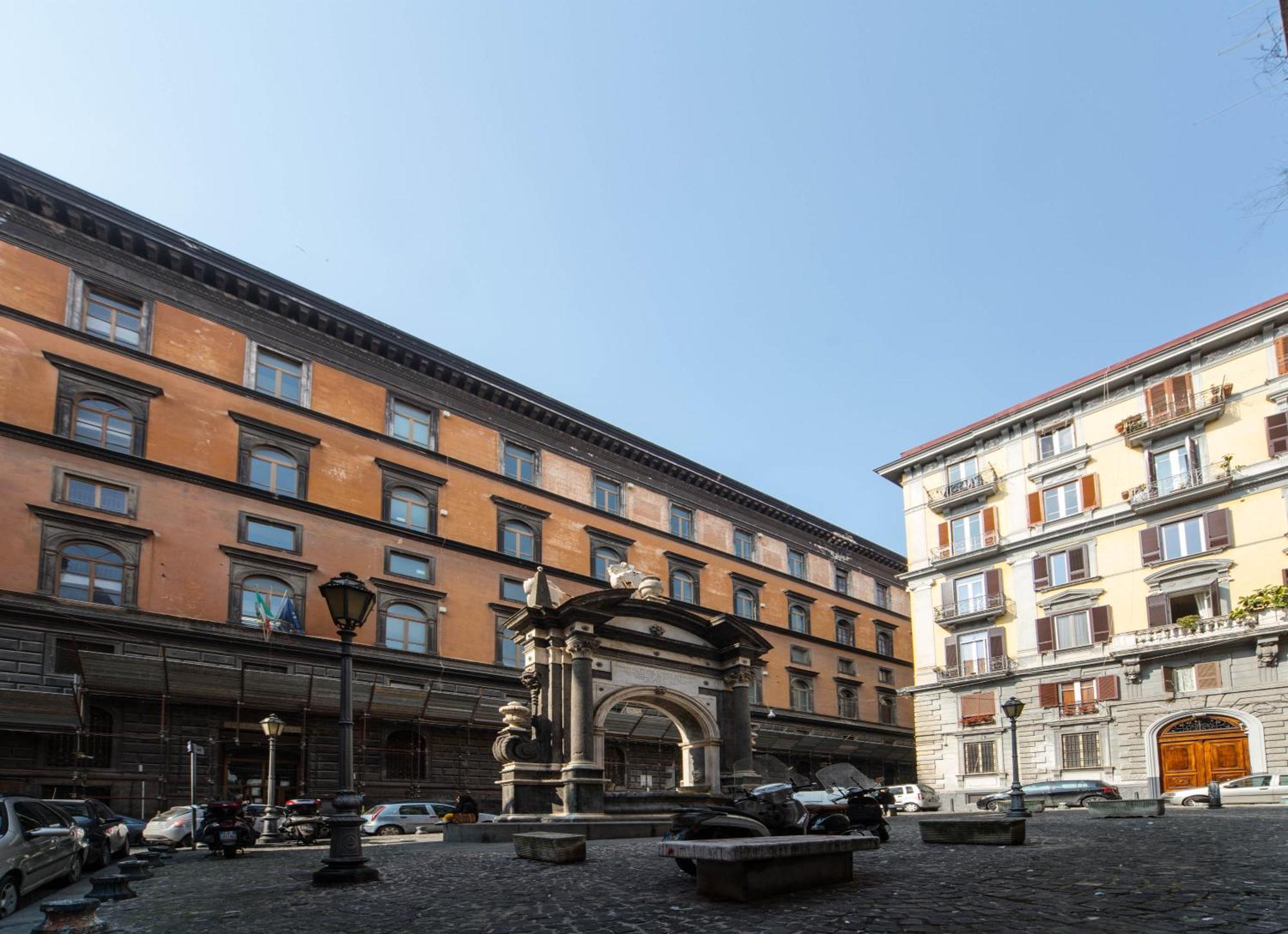 Gocce Villas - Casa Frangio Modern Apartment Historical Centre Naples Luaran gambar